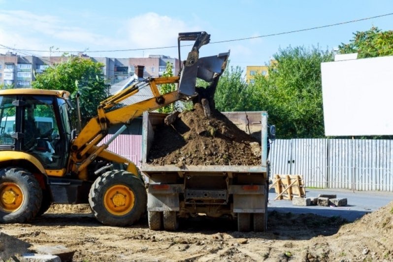 Aluguel de Máquinas e Equipamentos de Terraplenagem Jurubatuba - Locação de Caçamba